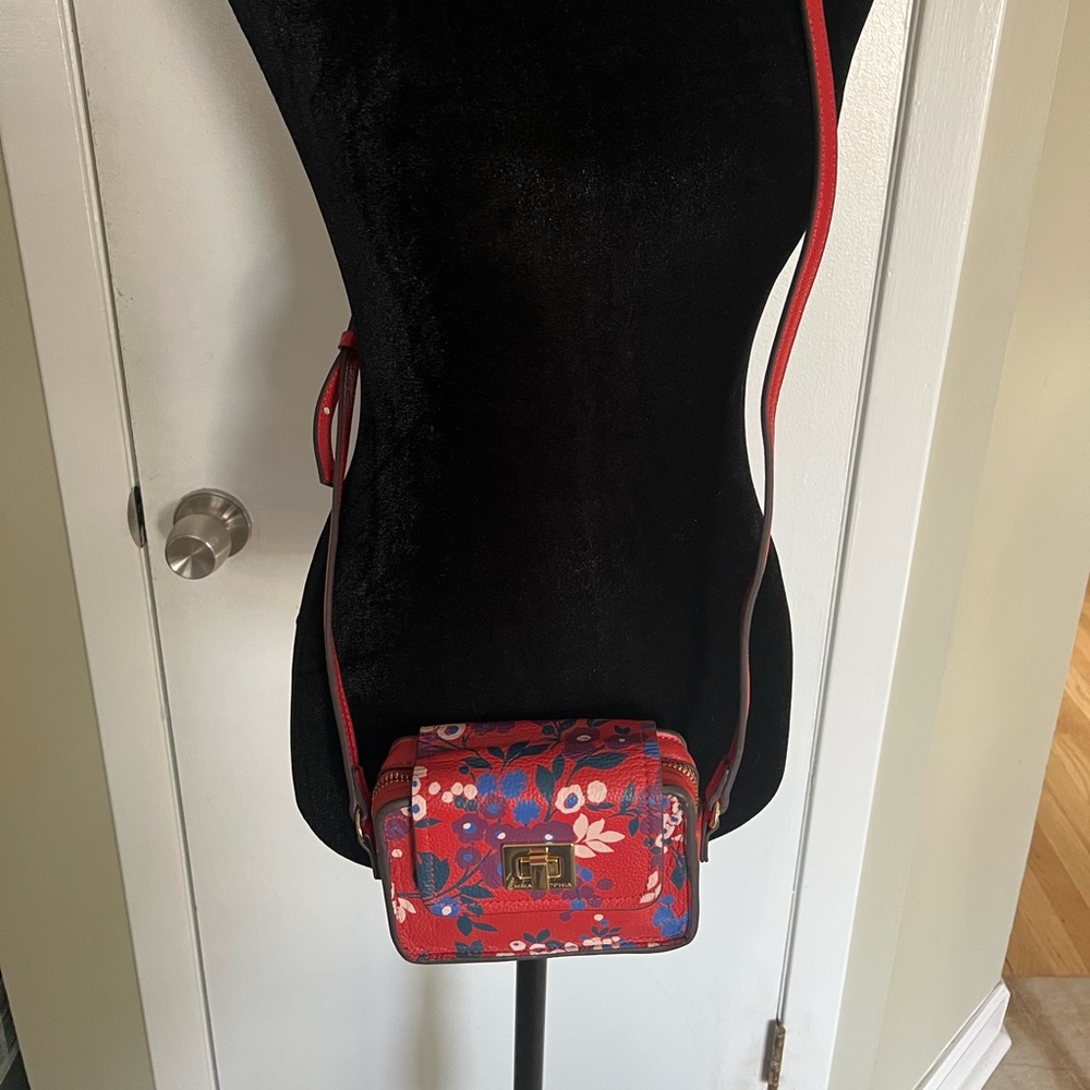 EMMA & SOPHIA Leather Floral Red Crossbody Bag